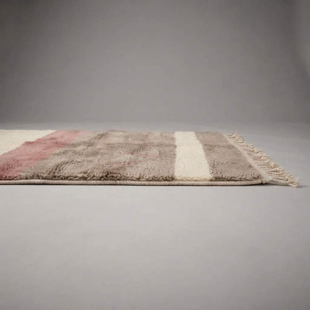 Handcrafted Moroccan Wool Rug, Dusty Rose & Grey Color Block, 161 x 110 cm