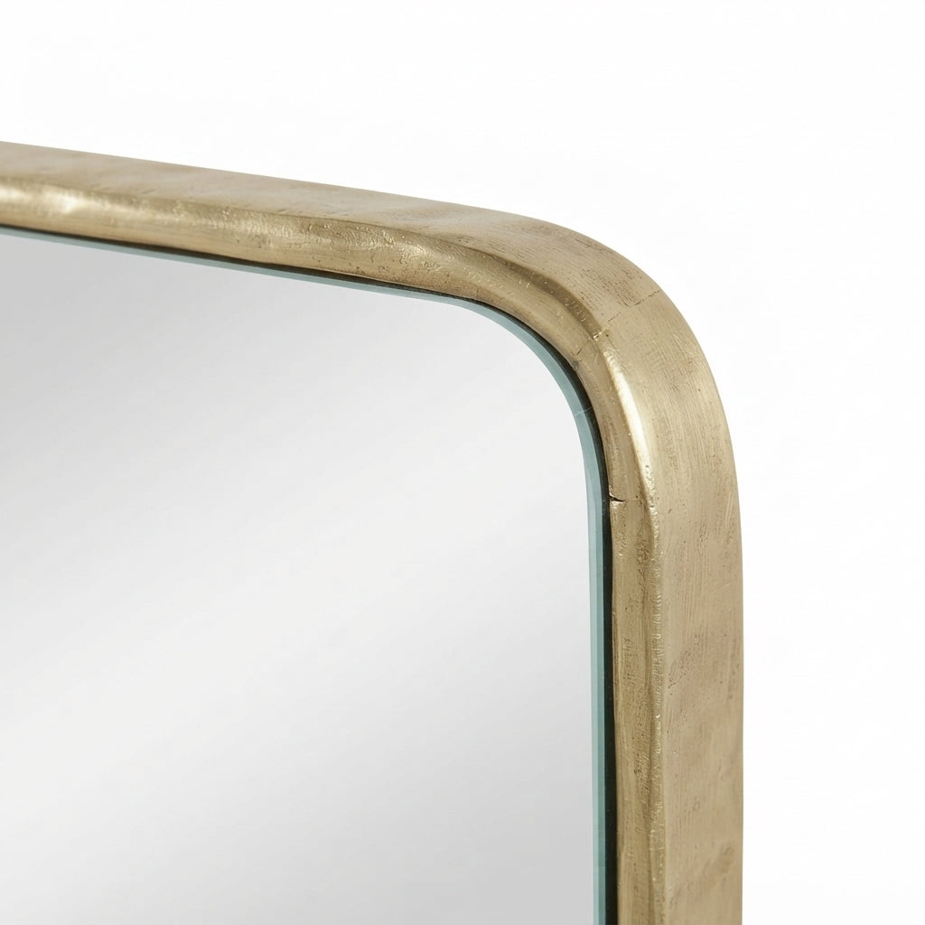Gold-Framed Rectangular Mirror | Chabichi
